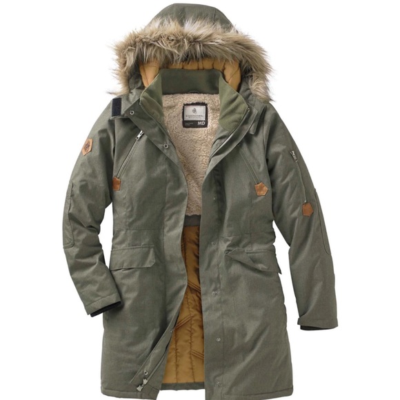 Legendary Whitetails Jackets & Blazers - Women's Legendary Whitetails Waterproof Anchorage Parka
